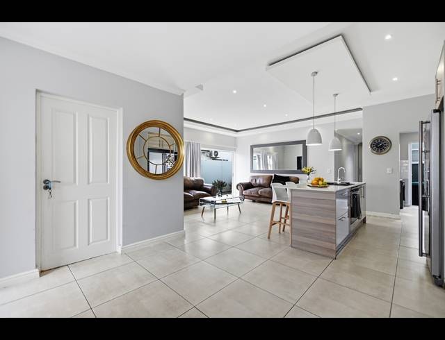 3 BEDROOM FREESTANDING FOR SALE IN SANDOWN